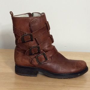 Womens Frye Valerie Shearling Strappy 